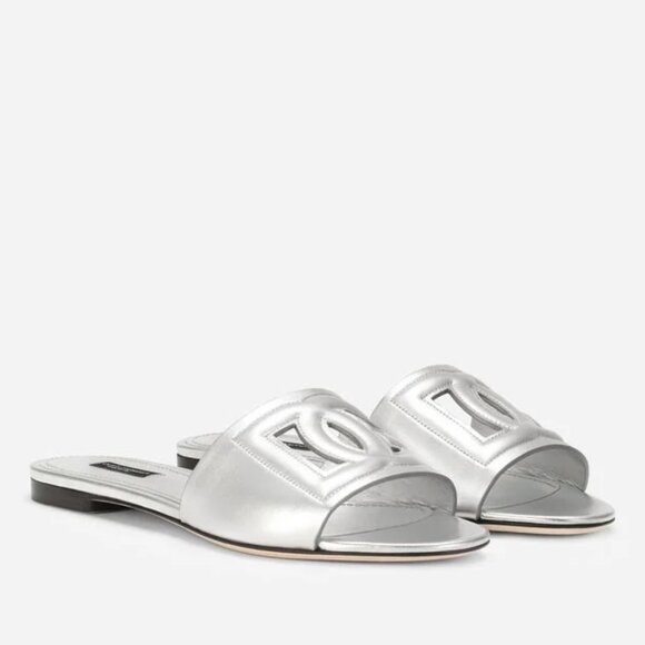 NEW Dolce & Gabbana Ciabatta Flat Nappa Mordore Silver Slides size 35.5 $795.00 - Picture 1 of 16